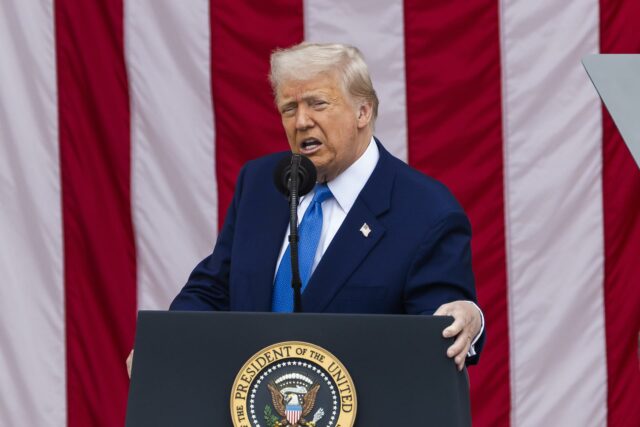 Acusan a Gobierno Trump de bloquear opciones legales para migrantes en limbo