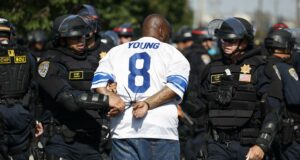 Anuncian varios arrestos y cargos por actos vandálicos recientes en Los Ángeles Anuncian varios arrestos y cargos por actos vandálicos recientes en Los Ángeles