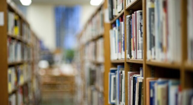 Biblioteca de Fairhope debe cumplir código estatal para recuperar fondos públicos Biblioteca de Fairhope debe cumplir código estatal para recuperar fondos públicos