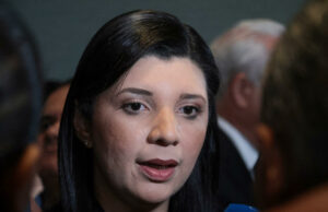 Chiquita Panamá despedirá 1.600 empleados adicionales, informó el Gobierno Chiquita Panamá despedirá 1.600 empleados adicionales, informó el Gobierno