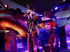 “El Laberinto” de Tim Burton llega a México, mezcla analógica de su mundo único “El Laberinto” de Tim Burton llega a México, mezcla analógica de su mundo único