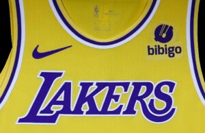 Familia Buss vende los Lakers a Mark Walter por 10 mil millones de dólares Familia Buss vende los Lakers a Mark Walter por 10 mil millones de dólares