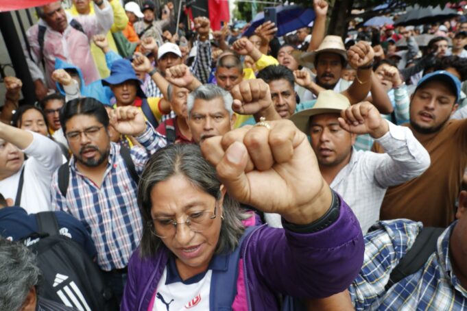 Gobierno mexicano invita a maestros a dialogar y reanudar clases para finalizar ciclo Gobierno mexicano invita a maestros a dialogar y reanudar clases para finalizar ciclo
