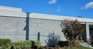 Irondale recibe subvención de 5,3 millones para mejorar su sistema de agua potable Irondale recibe subvención de 5,3 millones para mejorar su sistema de agua potable