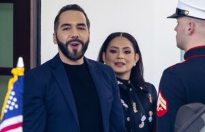 La Marina salvadoreña incauta 6,3 toneladas de cocaína en el océano Pacífico La Marina salvadoreña incauta 6,3 toneladas de cocaína en el océano Pacífico