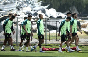 La selección mexicana llega discretamente a Los Ángeles para defender su título La selección mexicana llega discretamente a Los Ángeles para defender su título