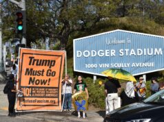 Los Dodgers donan un millón de dólares para apoyar a migrantes en Los Ángeles Los Dodgers donan un millón de dólares para apoyar a migrantes en Los Ángeles