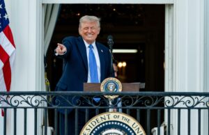 Trump prohíbe ingreso a EE.UU. de nuevos estudiantes extranjeros de Harvard Trump prohíbe ingreso a EE.UU. de nuevos estudiantes extranjeros de Harvard