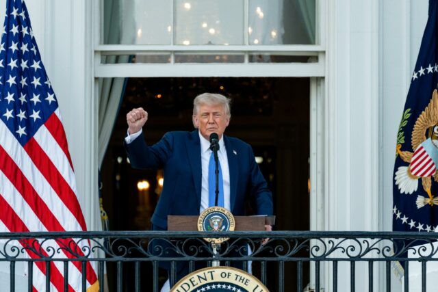 Trump restringe ingreso a EE.UU. desde doce países y limita otros siete