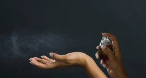 Tu perfume podría estar destruyendo el escudo de aire invisible de tu cuerpo Tu perfume podría estar destruyendo el escudo de aire invisible de tu cuerpo