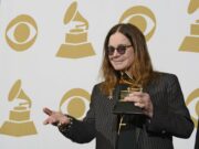 Rockeros y celebridades estadounidenses se despiden con homenaje al legendario Ozzy Osbourne Rockeros y celebridades estadounidenses se despiden con homenaje al legendario Ozzy Osbourne