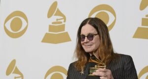 Rockeros y celebridades estadounidenses se despiden con homenaje al legendario Ozzy Osbourne Rockeros y celebridades estadounidenses se despiden con homenaje al legendario Ozzy Osbourne