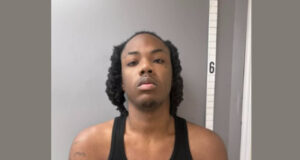 Arrestan a hombre de Tuscaloosa por comprar auto con cheque de caja falso Arrestan a hombre de Tuscaloosa por comprar auto con cheque de caja falso