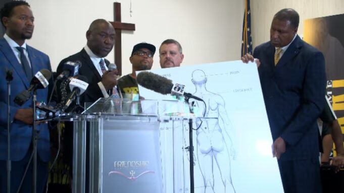 Autopsia independiente de Jabari Peoples revela posible bala faltante Autopsia independiente de Jabari Peoples revela posible bala faltante