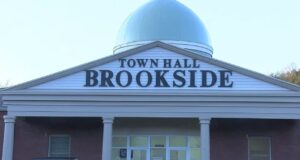 Brookside podría enfrentar sanciones judiciales por correos electrónicos policiales eliminados Brookside podría enfrentar sanciones judiciales por correos electrónicos policiales eliminados
