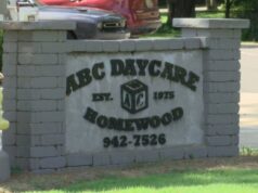 Empleada de guardería disparó al auto de una familia tras discusión violenta Empleada de guardería disparó al auto de una familia tras discusión violenta