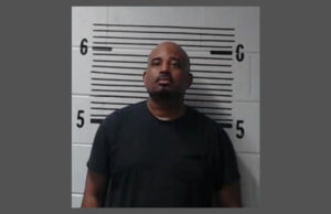 Exfuncionario penitenciario de la Prisión de Tutwiler acusado de malversación de fondos estatales Exfuncionario penitenciario de la Prisión de Tutwiler acusado de malversación de fondos estatales