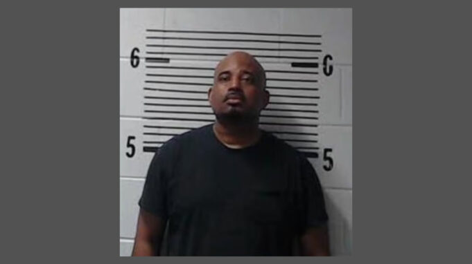 Exfuncionario penitenciario de la Prisión de Tutwiler acusado de malversación de fondos estatales Exfuncionario penitenciario de la Prisión de Tutwiler acusado de malversación de fondos estatales