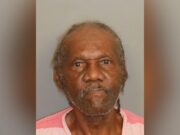 Hombre de 69 años, buscado por intento de asesinato, arrestado en el oeste de Birmingham Hombre de 69 años, buscado por intento de asesinato, arrestado en el oeste de Birmingham