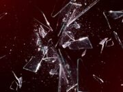 Hombre de Huntsville muere tras estrellarse su Tesla y prenderse fuego Hombre de Huntsville muere tras estrellarse su Tesla y prenderse fuego