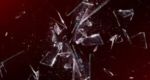 Hombre de Huntsville muere tras estrellarse su Tesla y prenderse fuego Hombre de Huntsville muere tras estrellarse su Tesla y prenderse fuego