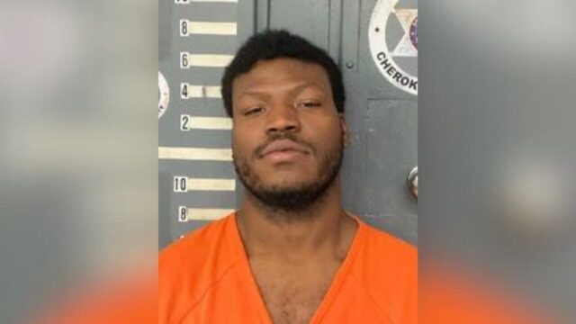 Hombre de Kentucky acusado de amenaza terrorista a una mujer de Alabama y su familia