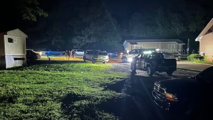 Identificadas 4 personas encontradas muertas en apartamento de Talladega Identificadas 4 personas encontradas muertas en apartamento de Talladega