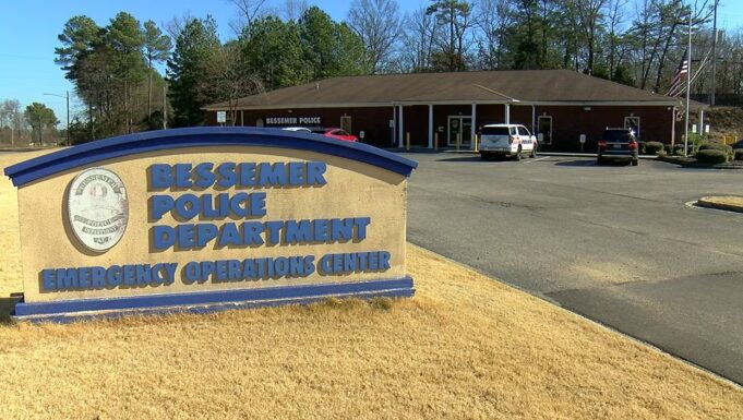 Joven de 18 años acusado de homicidio capital en Bessemer Joven de 18 años acusado de homicidio capital en Bessemer