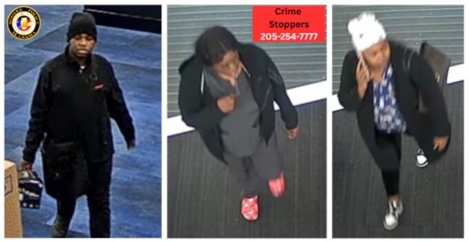 La Policía de Hoover pide ayuda para identificar a sospechosos de un robo en una tienda La Policía de Hoover pide ayuda para identificar a sospechosos de un robo en una tienda