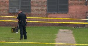 Policía investiga muerte de adolescente baleado en Gate City Policía investiga muerte de adolescente baleado en Gate City