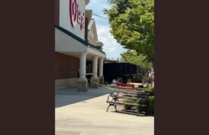 Tres personas resultaron heridas en un accidente con un camión volquete en Huntsville Tres personas resultaron heridas en un accidente con un camión volquete en Huntsville