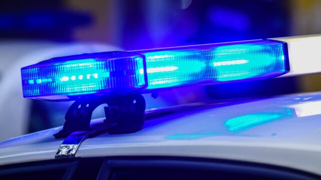 Una persona murió y varias resultaron heridas en un accidente en Northport