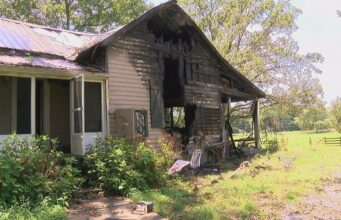 Veterana del Ejército de 71 años reconstruye su vida tras un trágico incendio en su casa Veterana del Ejército de 71 años reconstruye su vida tras un trágico incendio en su casa