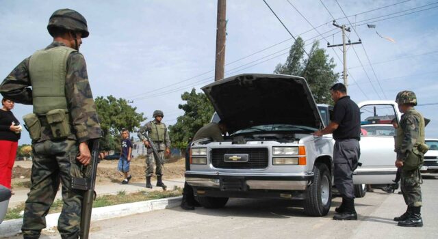 Arrestan a 10 personas en México por crimen organizado en Sinaloa Arrestan a 10 personas en México por crimen organizado en Sinaloa
