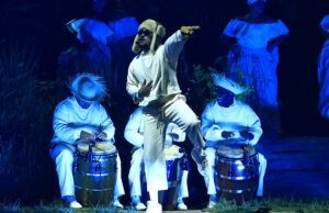 Bad Bunny y Vibee lanzan experiencia inmersiva ‘Seguimo’ Aquí’ en San Juan Bad Bunny y Vibee lanzan experiencia inmersiva 'Seguimo' Aquí' en San Juan