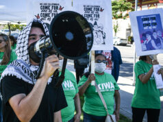 Comunidades asiática e hispana de Los Ángeles se unen contra redadas de ICE Comunidades asiática e hispana de Los Ángeles se unen contra redadas de ICE