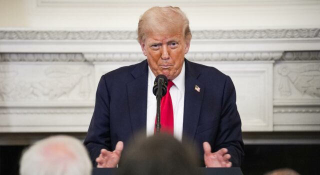 Demandan a Trump por detener fondos destinados a programas extraescolares Demandan a Trump por detener fondos destinados a programas extraescolares