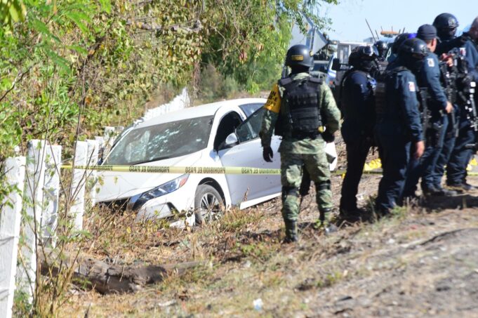 Detienen en Sinaloa a 11 presuntos miembros de Los Mayos tras ataque armado Detienen en Sinaloa a 11 presuntos miembros de Los Mayos tras ataque armado