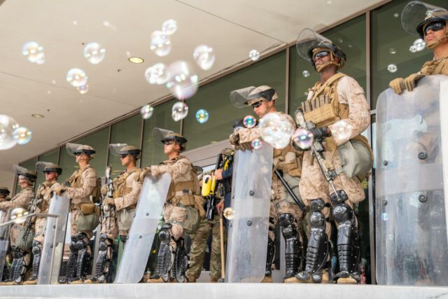 EE.UU. retira 700 marines desplegados en Los Ángeles por protestas migratorias