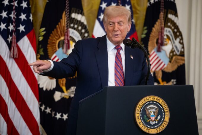 Gobierno de Trump presume aumento significativo en arrestos de inmigrantes indocumentados Gobierno de Trump presume aumento significativo en arrestos de inmigrantes indocumentados