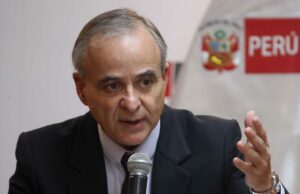 Perú puede producir 400.000 barriles diarios de petróleo, según ministro Perú puede producir 400.000 barriles diarios de petróleo, según ministro