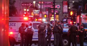 Tiroteo en Nueva York deja cuatro muertos, entre ellos un policía Tiroteo en Nueva York deja cuatro muertos, entre ellos un policía