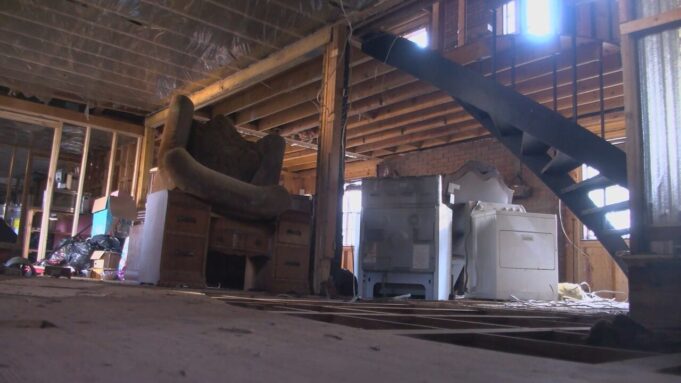 Contratista de Ashville acusado tras acusaciones de estafa a propietarios de viviendas Contratista de Ashville acusado tras acusaciones de estafa a propietarios de viviendas