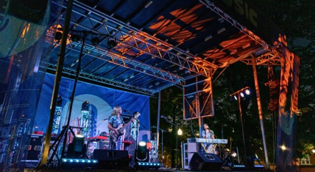 El Mes de la Música de Huntsville comienza con la serie de conciertos gratuitos LAUNCHPAD El Mes de la Música de Huntsville comienza con la serie de conciertos gratuitos LAUNCHPAD