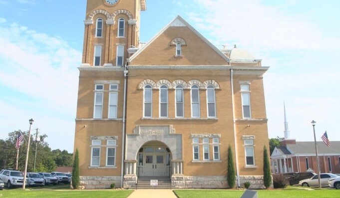 El condado de Bibb avanza tras un escándalo de abuso sexual en un búnker El condado de Bibb avanza tras un escándalo de abuso sexual en un búnker