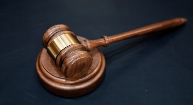 Hombre condenado a cadena perpetua por apuñalamiento mortal en el sur de Alabama en 2021 Hombre condenado a cadena perpetua por apuñalamiento mortal en el sur de Alabama en 2021