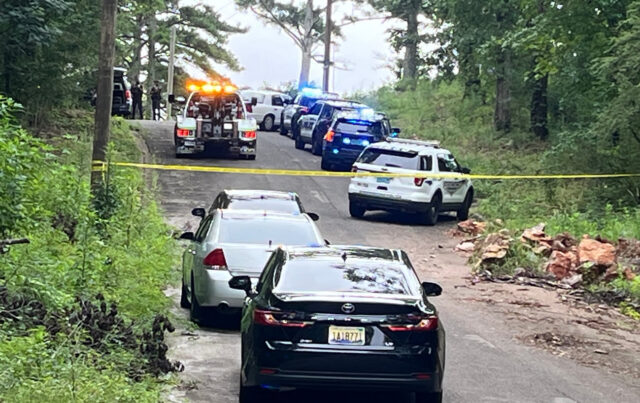 Hombre de 18 años, hallado muerto a tiros junto a su vehículo en el norte de Birmingham