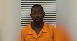 Hombre del oeste de Alabama se declara culpable de matar a su tío Hombre del oeste de Alabama se declara culpable de matar a su tío