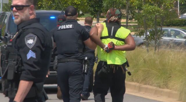 Investigan incendio intencional en Walmart de Homewood, posiblemente relacionado con Jabari Peoples investigan-incendio-intencional-en-walmart-de-homewood-posiblemente-relacionado-con-jabari-peoples