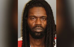 Sospechoso de asesinato, liberado por error, ha vuelto a ser arrestado Sospechoso de asesinato, liberado por error, ha vuelto a ser arrestado